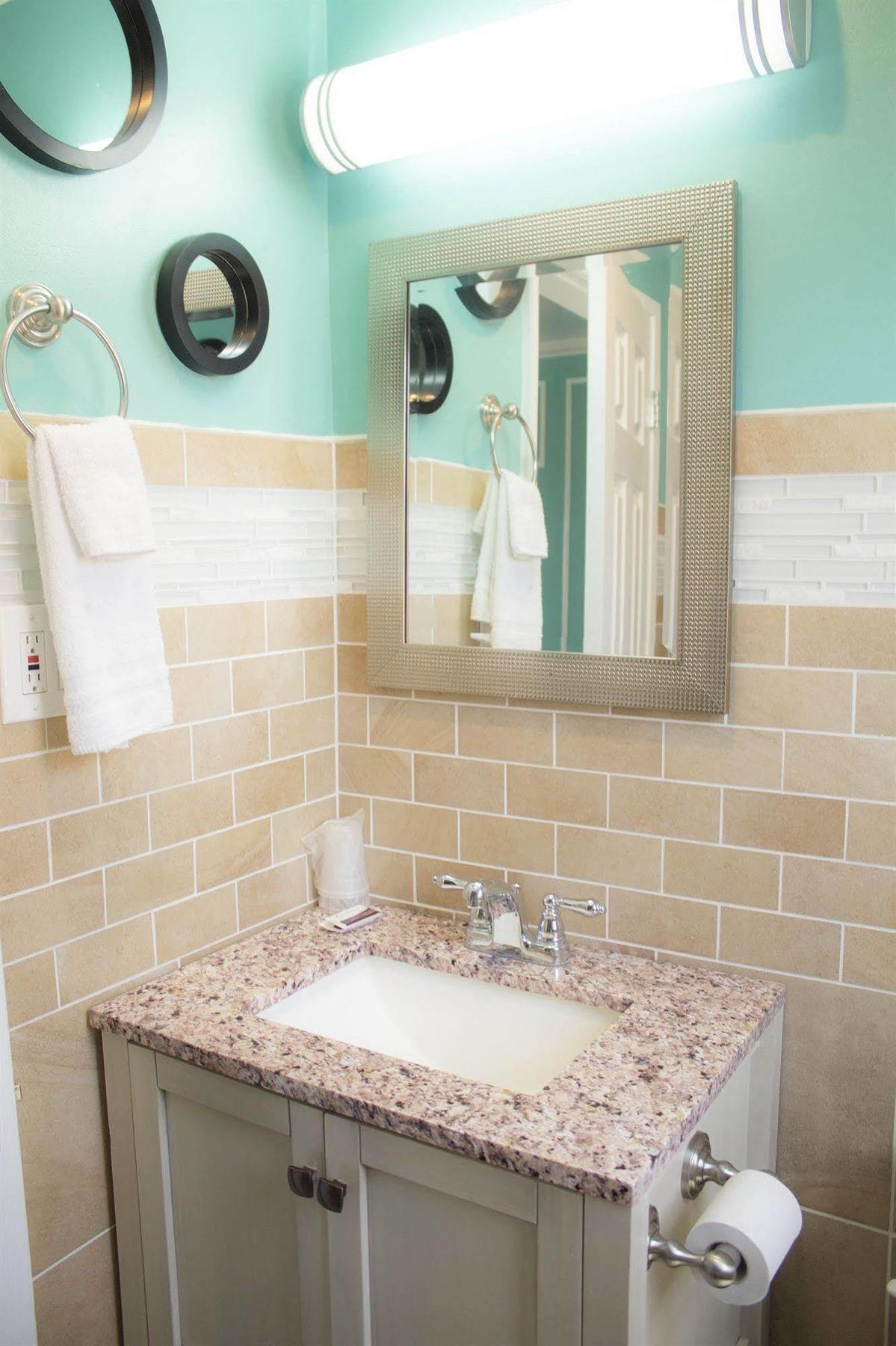 Travel Inn & Suites Victorville Esterno foto
